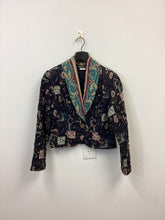 Load image into Gallery viewer, Vtg 80s Quilted Cropped Print Jacket
