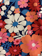 Load image into Gallery viewer, Vtg 60s Flower Print Jacket
