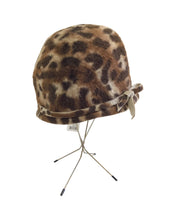 Load image into Gallery viewer, Vtg 60s Leopard Hat
