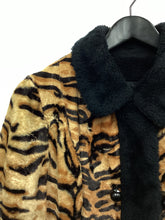 Load image into Gallery viewer, Vtg 60s Leopard Coat
