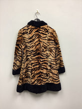 Load image into Gallery viewer, Vtg 60s Leopard Coat
